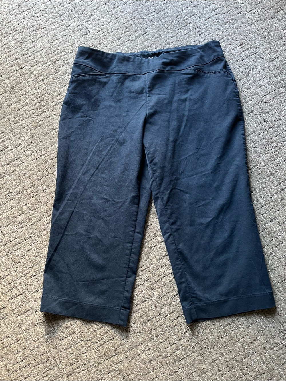 Croft and Barrow Black Capri Pants Size 16